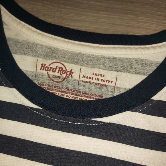 HARDROCK cafe Budapest tshirt - Picture 3 of 3